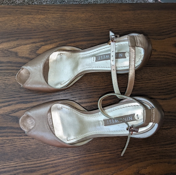 Nine West peep toe heels 7.5M - Picture 4 of 10